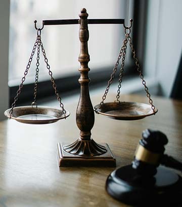 Corporate Compliance & Legal Advisory